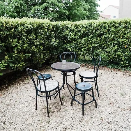 Apartment Quiet With Terrace In The Croix-rousse