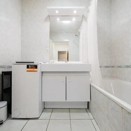 Apartment Quiet With Terrace In The Croix-rousse *