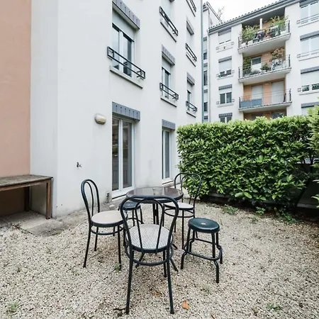 Quiet With Terrace In The Croix-rousse Lyon