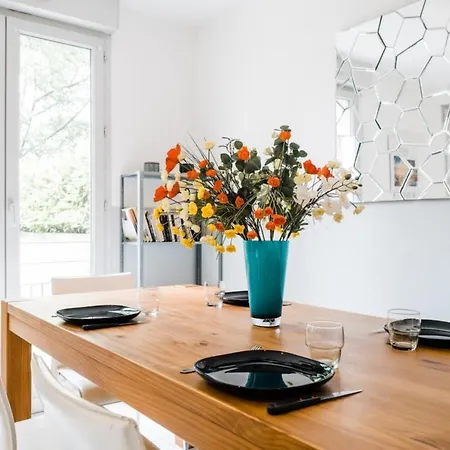 Quiet With Terrace In The Croix-rousse Apartment
